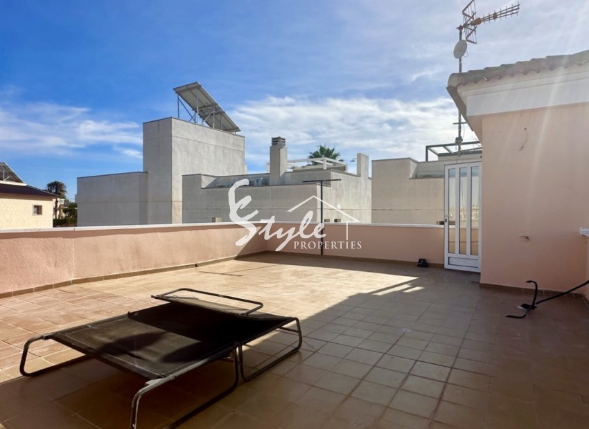 Resale - Villa - Orihuela Costa  - Villamartin