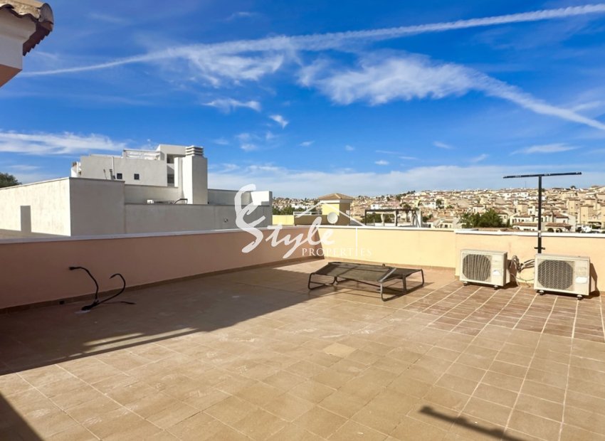 Resale - Villa - Orihuela Costa  - Villamartin