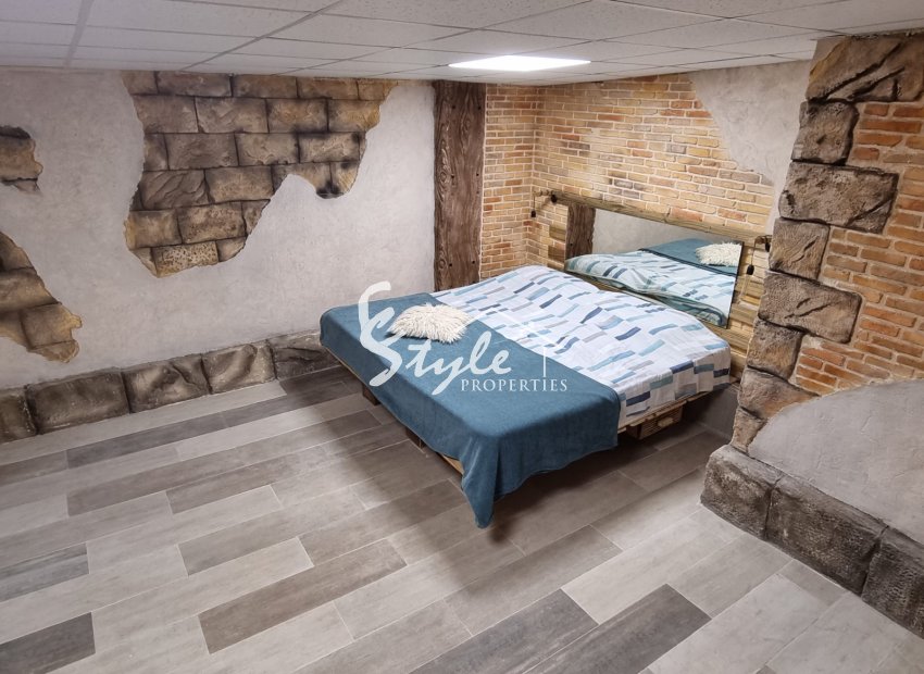 Resale - Villa - Orihuela Costa  - Villamartin