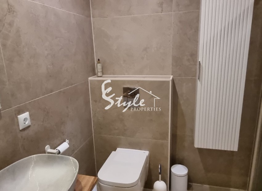 Resale - Villa - Orihuela Costa  - Villamartin