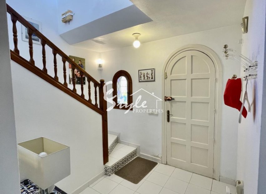 Resale - Villa - Orihuela Costa  - Villamartin