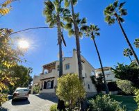 Resale - Villa - Orihuela Costa  - Villamartin