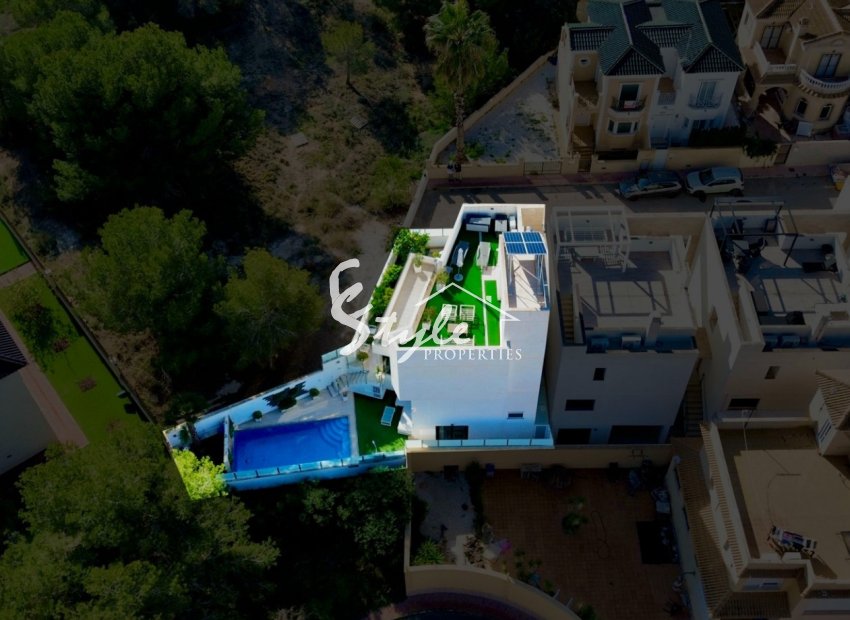 Resale - Villa - Orihuela-Costa - Villamartin