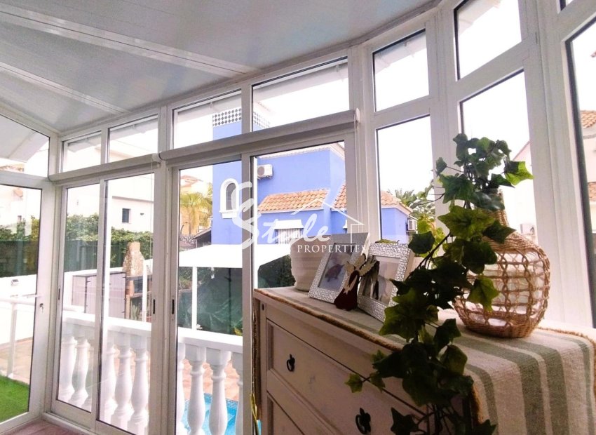 Resale - Villa - Orihuela-Costa - Villamartin