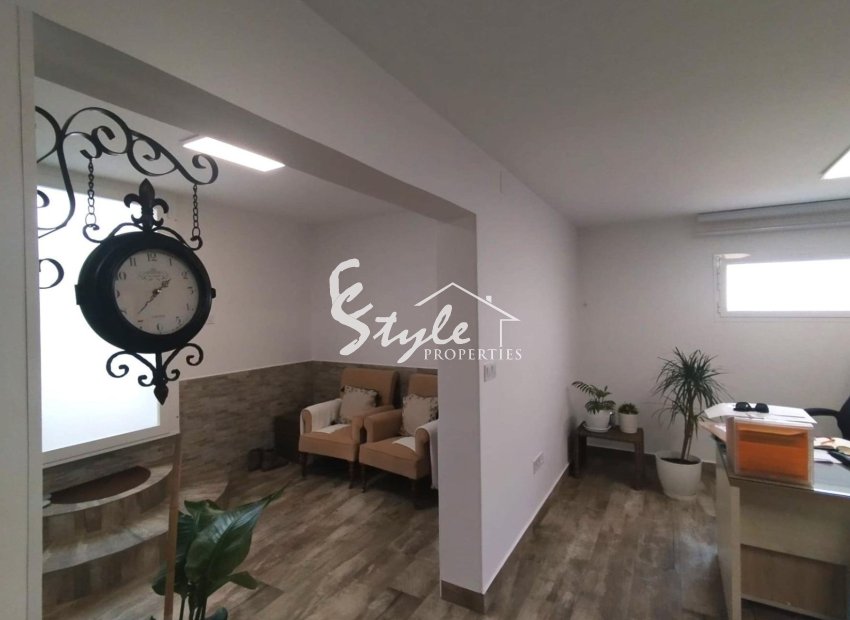 Resale - Villa - Orihuela-Costa - Villamartin