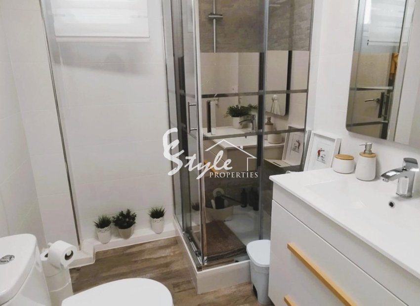 Resale - Villa - Orihuela-Costa - Villamartin