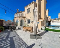 Resale - Villa - Orihuela-Costa - Villamartin