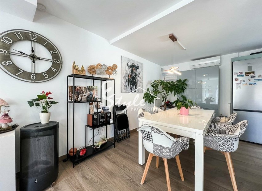 Resale - Villa - Orihuela-Costa - Villamartin
