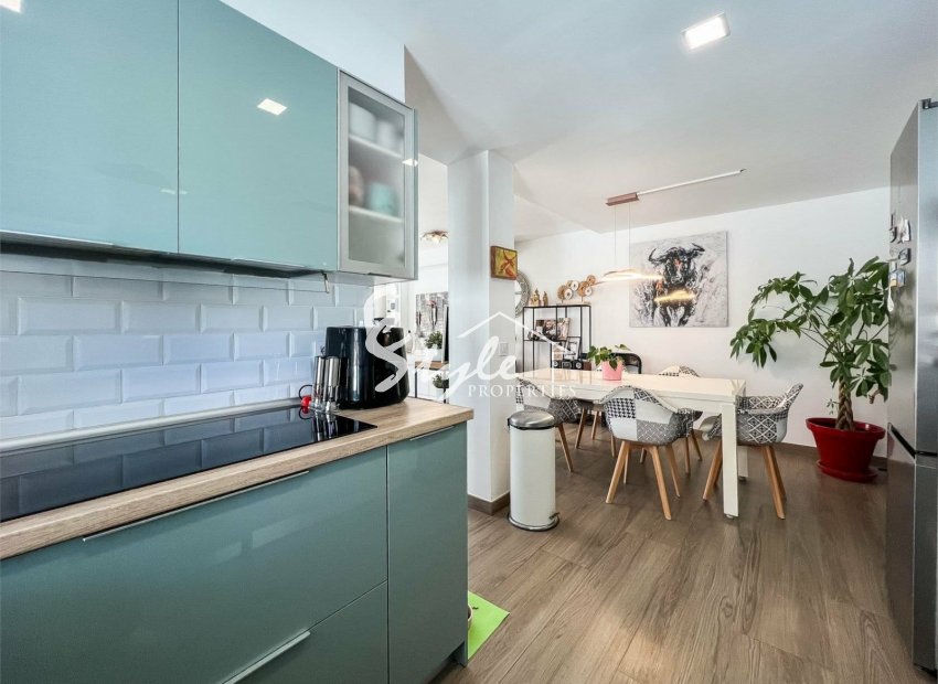 Resale - Villa - Orihuela-Costa - Villamartin