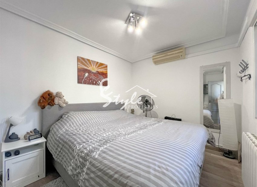 Resale - Villa - Orihuela-Costa - Villamartin