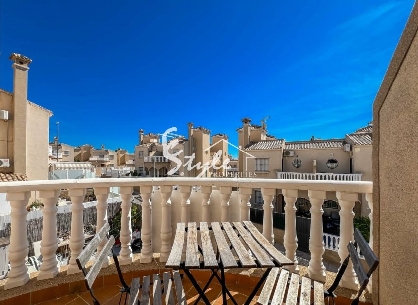 Resale - Villa - Orihuela-Costa - Villamartin