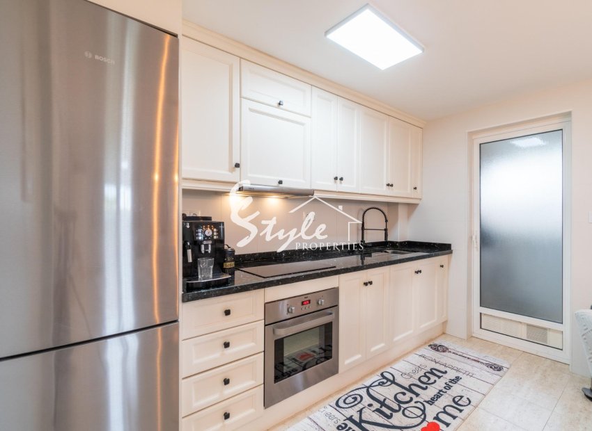 Resale - Villa - Orihuela-Costa - Zeniamar-Horizonte-La Campana