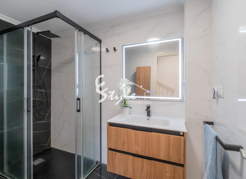 Resale - Villa - Orihuela-Costa - Zeniamar-Horizonte-La Campana