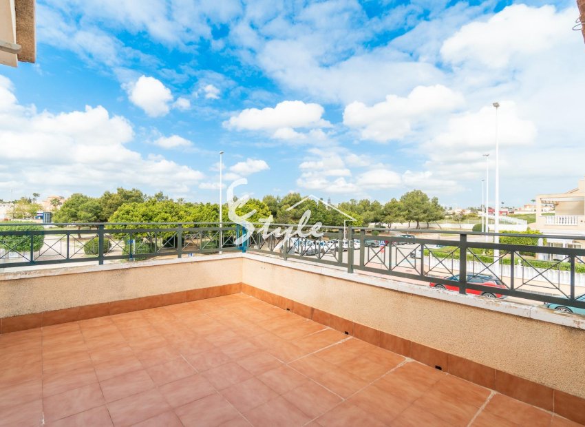 Resale - Villa - Orihuela-Costa - Zeniamar-Horizonte-La Campana