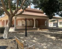 Resale - Villa - Orihuela