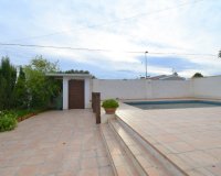 Resale - Villa - Pinar De Campoverde