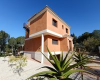 Resale - Villa - Pinar De Campoverde
