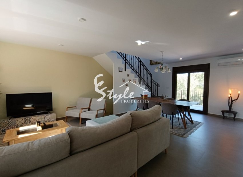 Resale - Villa - Pinar De Campoverde