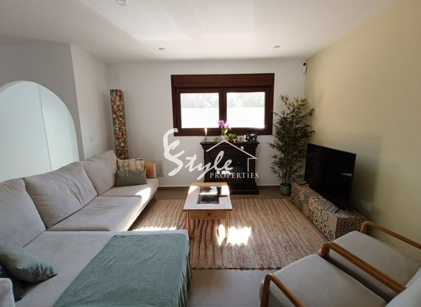 Resale - Villa - Pinar De Campoverde