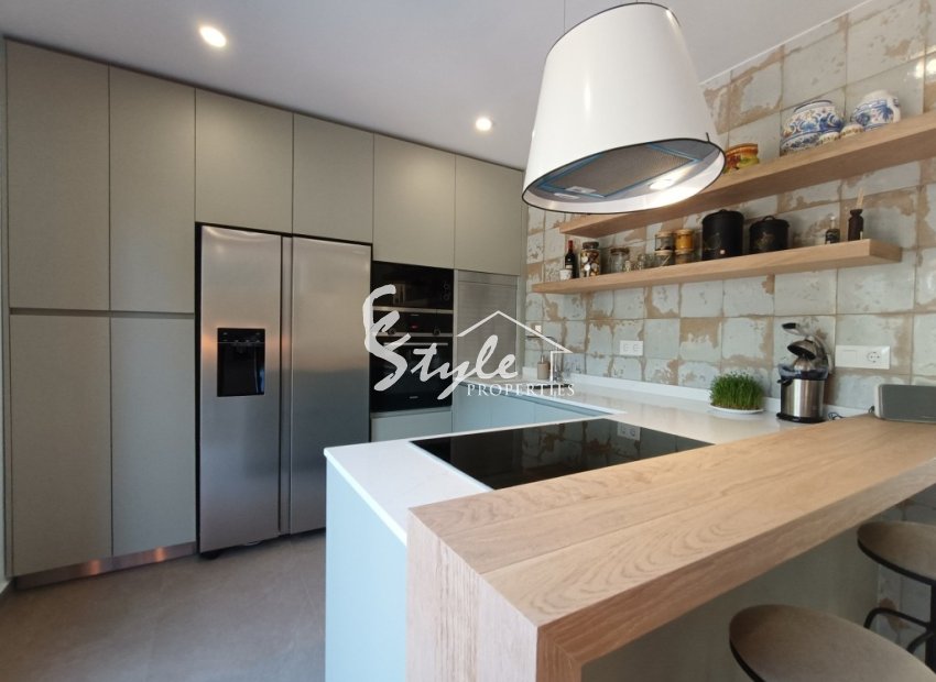 Resale - Villa - Pinar De Campoverde