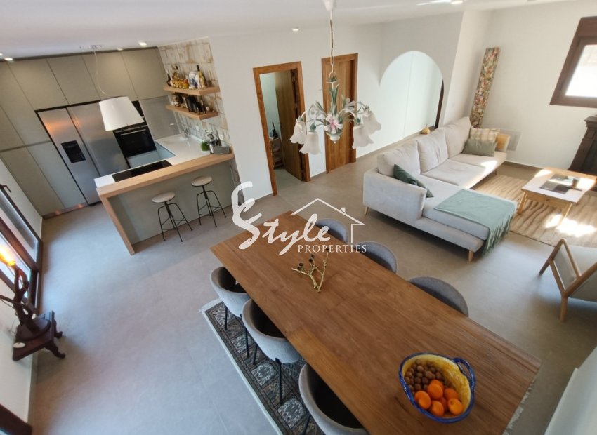 Resale - Villa - Pinar De Campoverde