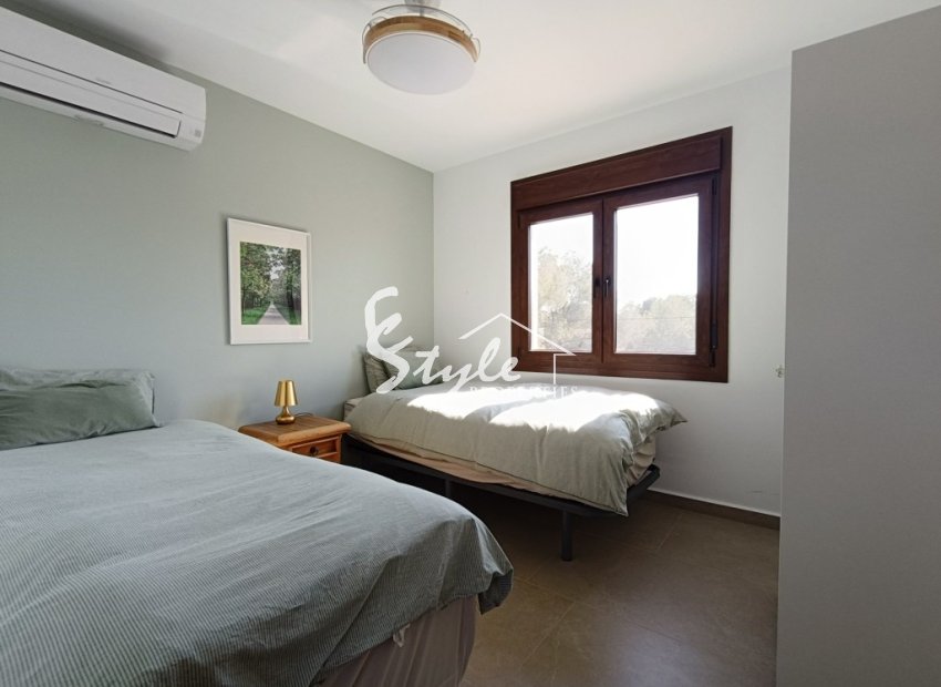 Resale - Villa - Pinar De Campoverde