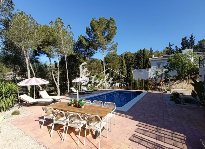 Resale - Villa - Pinar De Campoverde