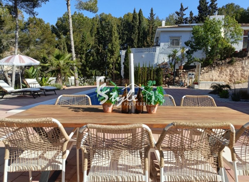 Resale - Villa - Pinar De Campoverde