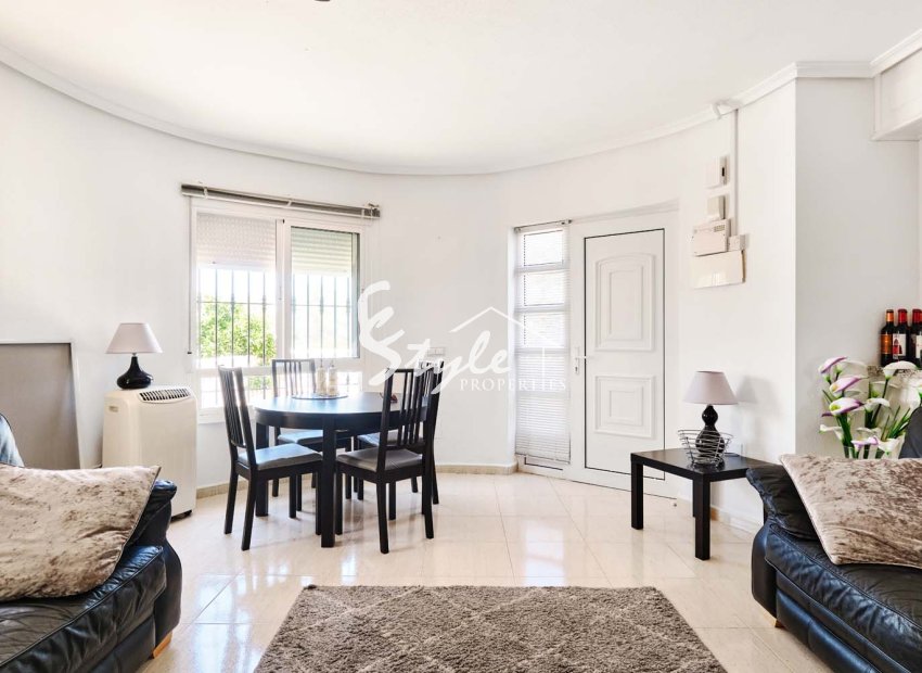 Resale - Villa - Pinar De Campoverde