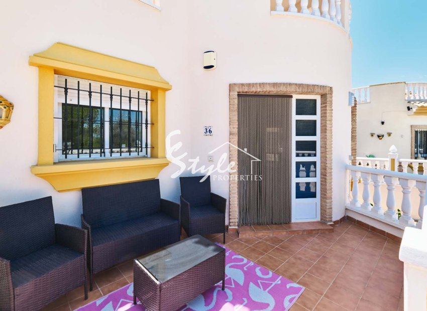 Resale - Villa - Pinar De Campoverde