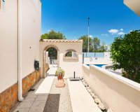 Resale - Villa - Pinar De Campoverde