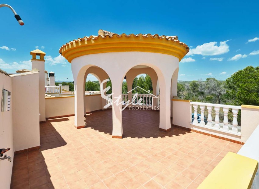 Resale - Villa - Pinar De Campoverde