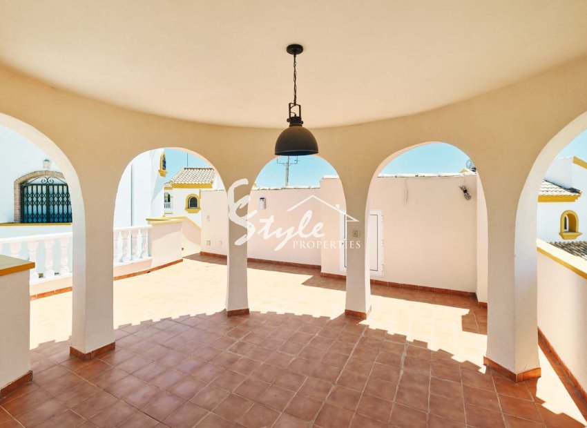 Resale - Villa - Pinar De Campoverde