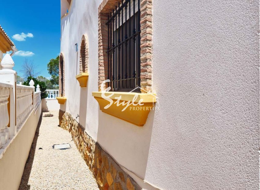 Resale - Villa - Pinar De Campoverde