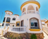 Resale - Villa - Pinar De Campoverde
