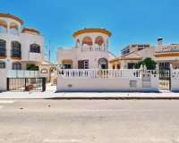 Resale - Villa - Pinar De Campoverde