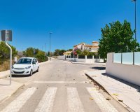 Resale - Villa - Pinar De Campoverde