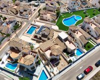 Resale - Villa - Pinar De Campoverde