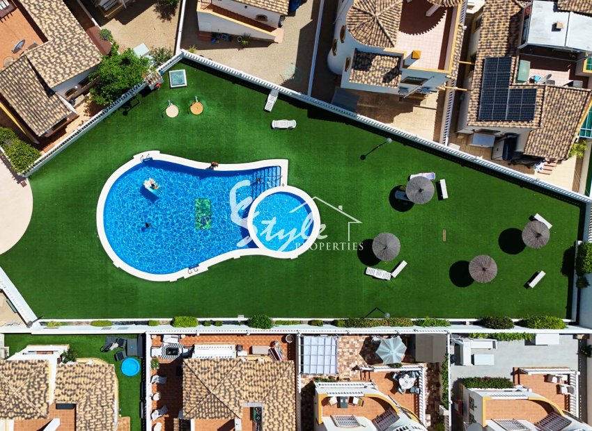 Resale - Villa - Pinar De Campoverde