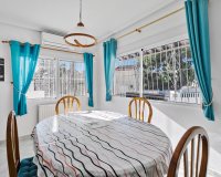 Resale - Villa - Pinar De Campoverde