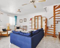 Resale - Villa - Pinar De Campoverde