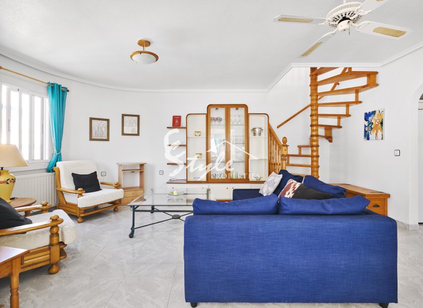 Resale - Villa - Pinar De Campoverde