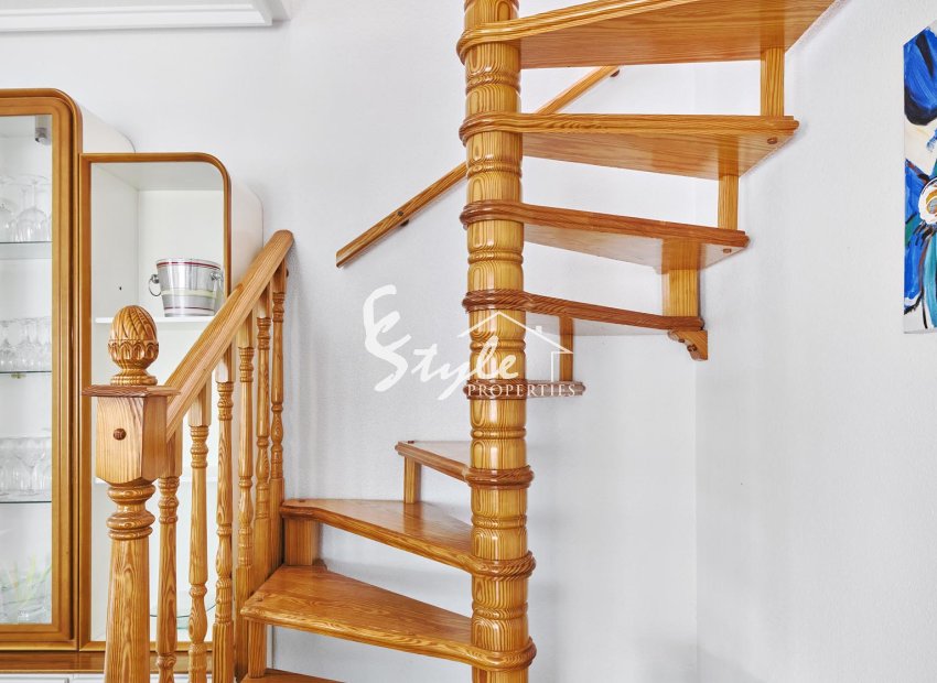 Resale - Villa - Pinar De Campoverde