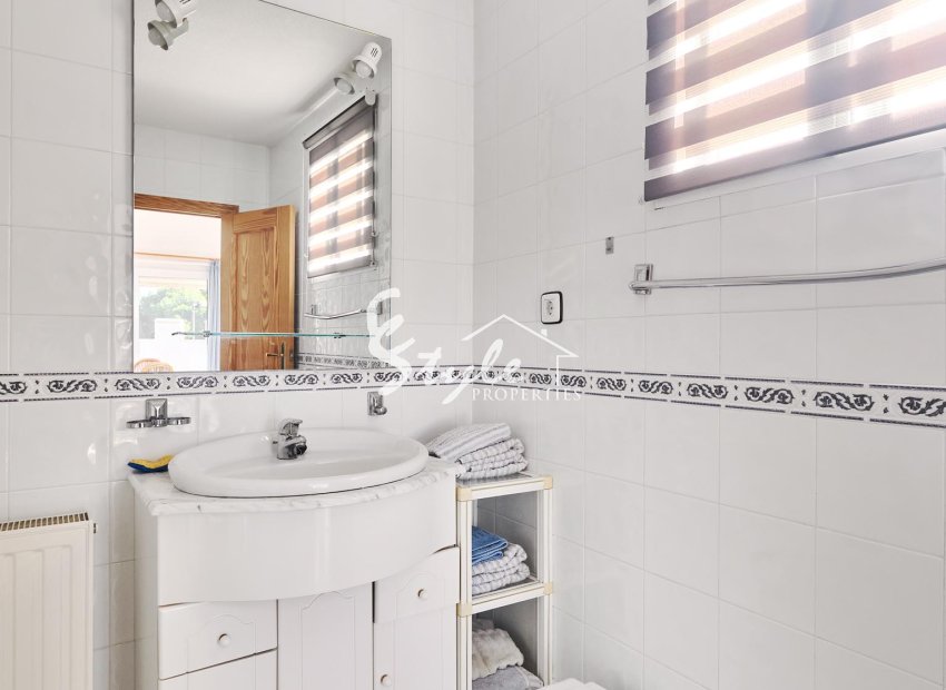 Resale - Villa - Pinar De Campoverde