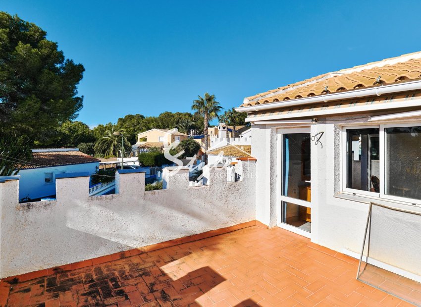 Resale - Villa - Pinar De Campoverde