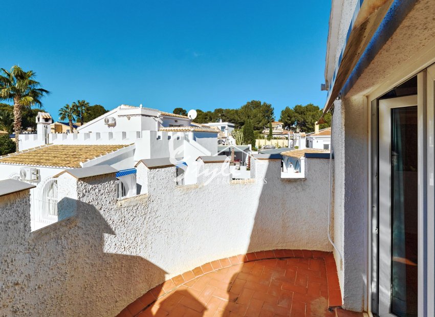 Resale - Villa - Pinar De Campoverde