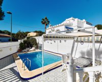 Resale - Villa - Pinar De Campoverde