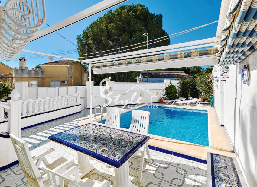 Resale - Villa - Pinar De Campoverde