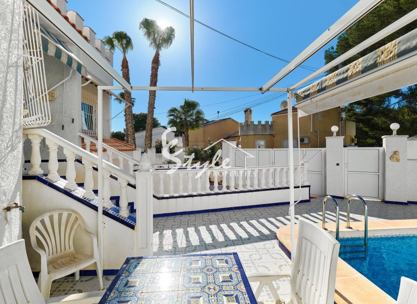 Resale - Villa - Pinar De Campoverde