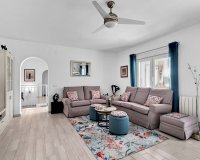 Resale - Villa - Pinar De Campoverde